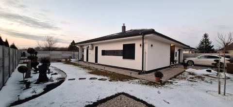  PREDAJ: Rodinný dom - NOVOSTAVBA  v meste - KOLÁROVO, okr. KN