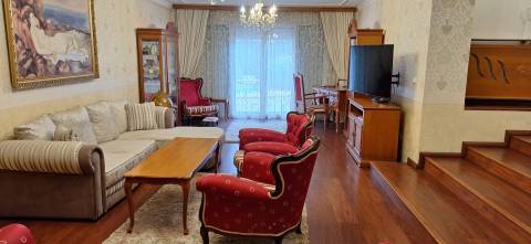  Luxusný rodinný dom s bazénom a dvojgarážou v Komárne