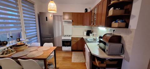  PREDAJ: 4 izbový byt s balkónom, 82 m2 - KOMÁRNO