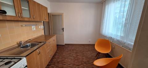  PREDAJ: 1 izbový byt, 32 m2 - KOMÁRNO