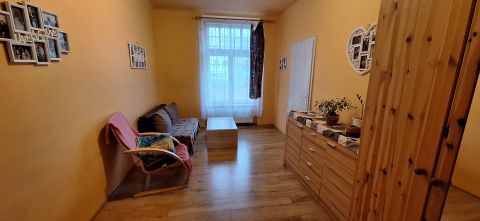 PREDAJ: 3 izbový štýlový byt v historickom centre mesta - KOMÁRNO